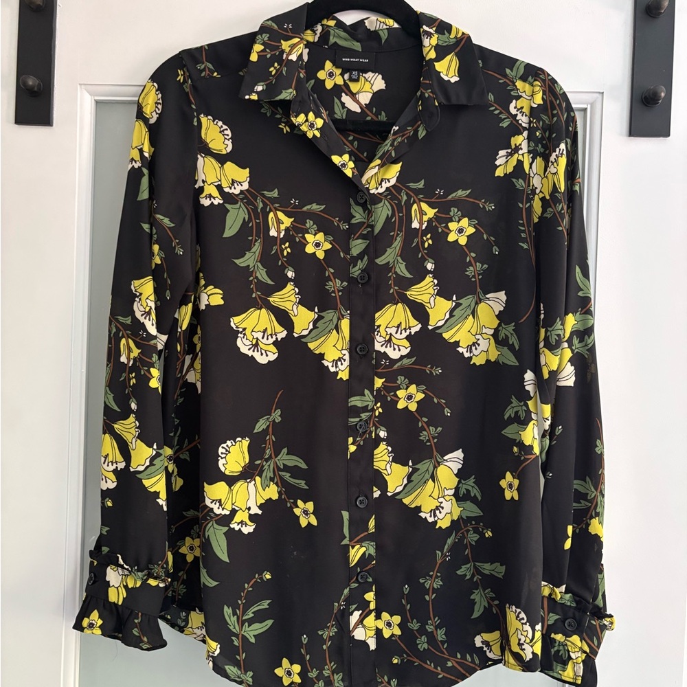 Who What Wear Black and Yellow Button Down Shirt with Notched Collar